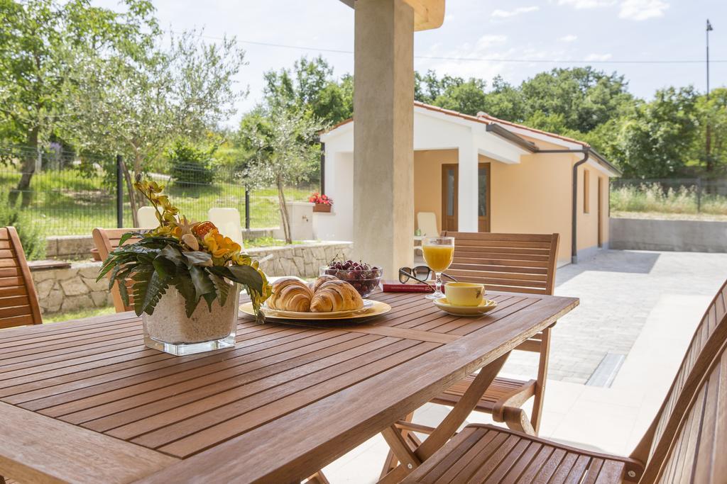 Villa Ivana لابين المظهر الخارجي الصورة