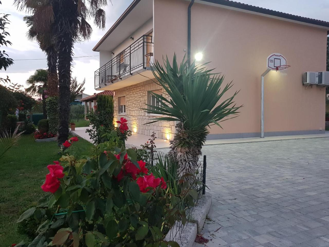 Villa Ivana لابين المظهر الخارجي الصورة